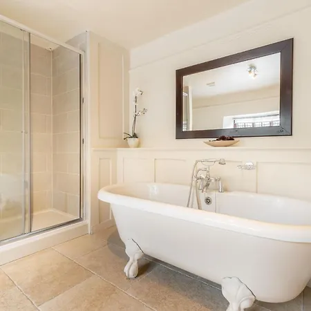 Hébergement de vacances 5 Bed In Hawkshead Oc-Lr134 *