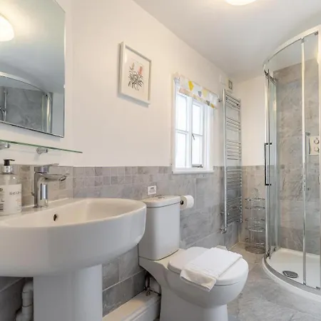 5 Bed In Hawkshead Oc-Lr134 * Hawkshead