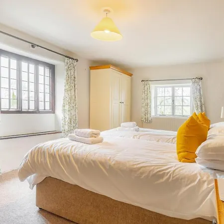 5 Bed In Hawkshead Oc-Lr134 *